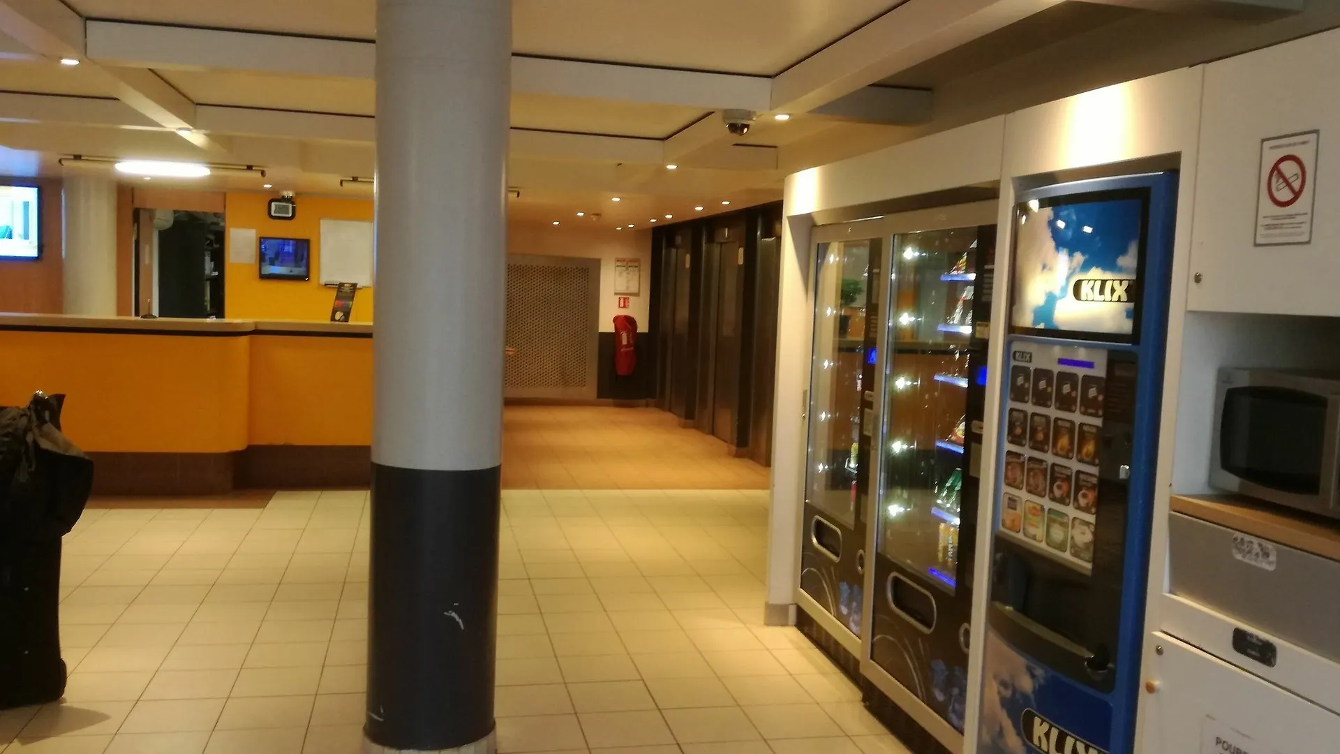 Hotelf1 Porte De Chatillon Hotel