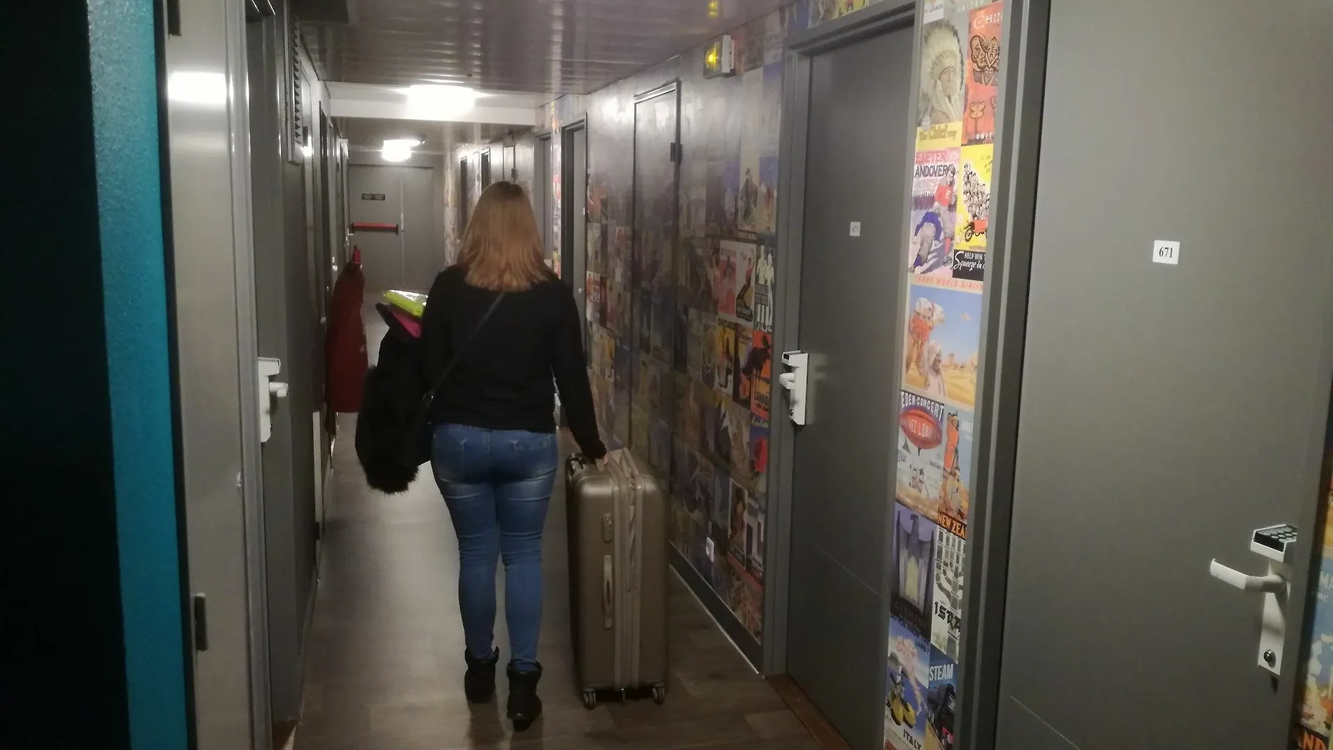 מלון Hotelf1 Porte De Chatillon *