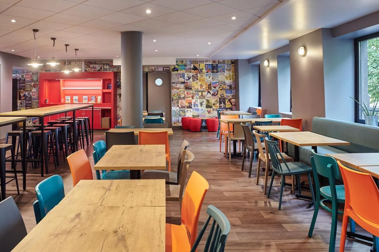 Otel Hotelf1 Porte De Chatillon