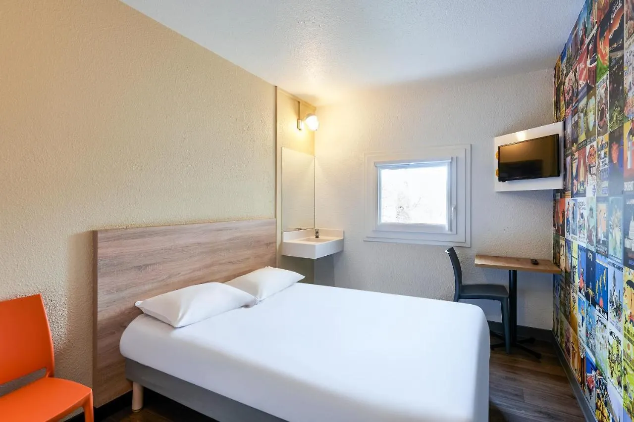 Otel Hotelf1 Porte De Chatillon