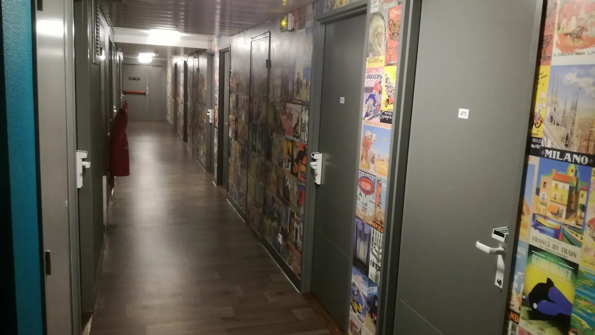 Hotelf1 Porte De Chatillon Otel *